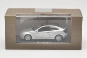 Mercedes C-Class W203 Sport Coupe Сребърен Minichamps 1:43 B66961916 Метал — снимка 4 от 4