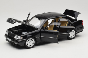 Mercedes C36 AMG W202 Obsidian Black Metallic Norev 1:18 183381 Метал — снимка 2 от 8