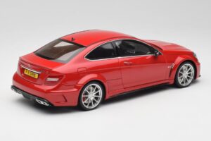 Mercedes AMG C63 W204 Червен 2nd Choice GT Spirit 1:18 GT065-D1 Смола — снимка 2 от 6