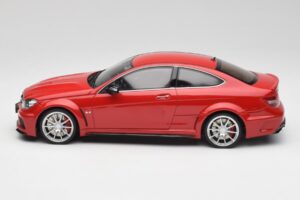 Mercedes AMG C63 W204 Червен 2nd Choice GT Spirit 1:18 GT065-D1 Смола — снимка 3 от 6
