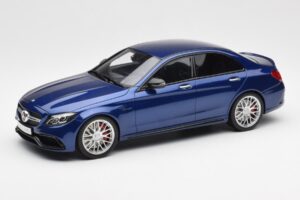 Mercedes AMG C63 S W205 Син GT Spirit 1:18 ZM044 Смола