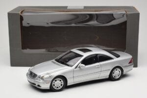 Mercedes CL 500 C215 Сребърен AUTOart 1:18 B66962152 Метал — снимка 8 от 8