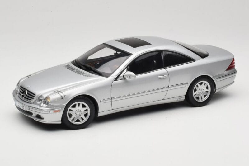 Mercedes CL 500 C215 Сребърен AUTOart 1:18 B66962152 Метал