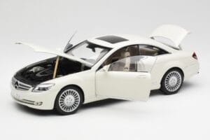 Mercedes CL500 C216 Calcit Бял AUTOart 1:18 B66962341 Метал — снимка 2 от 8