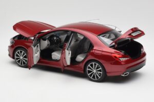 Mercedes CLA C117 Designo Patagonia Червен Металик Norev 1:18 B66960131 Метал — снимка 5 от 8