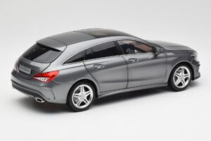 Mercedes CLA C117 Mountain Сив Norev 1:18 B66960351 Метал — снимка 3 от 8