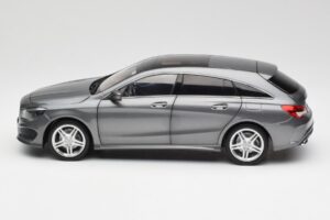 Mercedes CLA C117 Mountain Сив Norev 1:18 B66960351 Метал — снимка 4 от 8