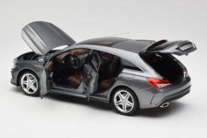 Mercedes CLA C117 Mountain Сив Norev 1:18 B66960351 Метал — снимка 5 от 8