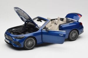 Mercedes CLE Кабриолет A236 Син Norev 1:18 B66960653 Метал — снимка 2 от 9