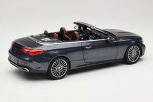 Mercedes CLE Кабриолет A236 Тъмносив Norev 1:18 B66960654 Метал — снимка 4 от 9