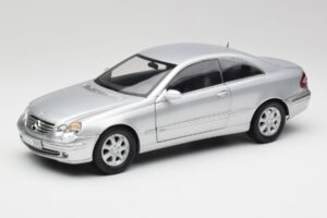 Mercedes CLK 500 C209 Сребрист Kyosho 1:18 B66962144 Метал