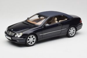 Mercedes CLK 500 W209 Кабриолет Тъмносин Металик Kyosho 1:18 B66962174 Метал — снимка 3 от 9