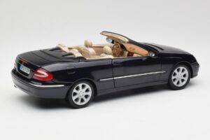 Mercedes CLK 500 W209 Кабриолет Тъмносин Металик Kyosho 1:18 B66962174 Метал — снимка 4 от 9