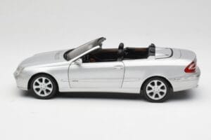 Mercedes CLK 500 Кабриолет Elegance A209 Сребърен Kyosho 1:18 B66962172 Метал — снимка 4 от 8