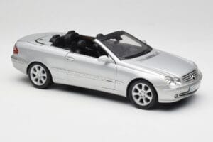 Mercedes CLK 500 Кабриолет Elegance A209 Сребърен Kyosho 1:18 B66962172 Метал — снимка 6 от 8
