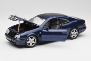 Mercedes CLK 55 AMG C209 Син Металик Anson 1:18 30343 Метал — снимка 2 от 8