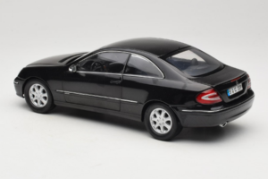 Mercedes CLK C209 Black Metallic Kyosho 1:18 B66962149 Метал — снимка 7 от 8