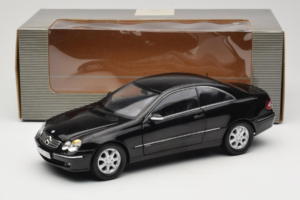 Mercedes CLK C209 Black Metallic Kyosho 1:18 B66962149 Метал — снимка 8 от 8