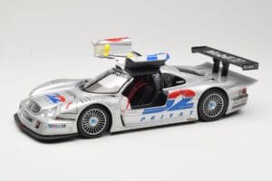 Mercedes CLK LM GT1 #1 AMG Mercedes K. Ludwig / R. Zonta FIA GT Championship 1998 Maisto 1:18 56053 Метал — снимка 2 от 8