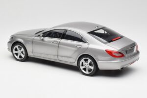 Mercedes CLS C218 Designo Alubeam Titanium Norev 1:18 B66961298 Метал — снимка 7 от 8