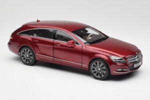 Mercedes CLS Shooting Brake X218 Thulite Червен Norev 1:18 B66960116 Метал — снимка 6 от 8