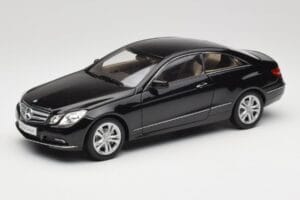 Mercedes E-Class Coupe C207 Obsidian Black Metallic Norev 1:18 B66962418 Метал