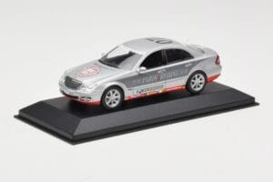Mercedes E-Class W211 #7 Team AutoBild Paris-Beijing 2006 Replacement Box Minichamps 1:43 MB001 Метал — снимка 2 от 4