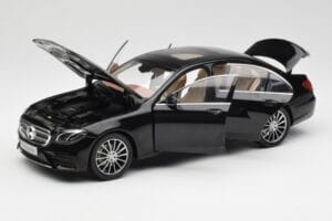 Mercedes E-Class W213 Obsidian Черен iScale 1:18 B66960380 Метал — снимка 2 от 8