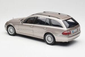 Mercedes E320 CDI W210 Комби Cubanite Сребрист Kyosho 1:18 B66962188 Метал — снимка 7 от 8