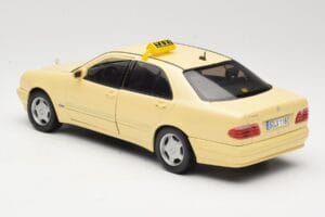 Mercedes E320 W210 Taxi Sun Star 1:18 1160 Метал — снимка 7 от 8