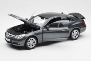 Mercedes E500 C207 Coupe Tenoric Сив Norev 1:18 183540 Метал — снимка 2 от 8