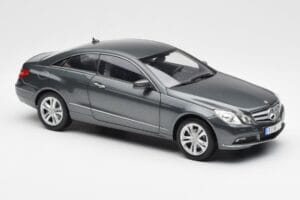 Mercedes E500 C207 Coupe Tenoric Сив Norev 1:18 183540 Метал — снимка 6 от 8