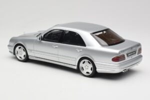 Mercedes E55 AMG W210 Brilliant Silver Otto 1:18 OT459 Смола — снимка 5 от 6