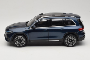Mercedes EQB Син NZG 1:18 B66961280 Метал — снимка 4 от 8