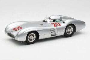 Mercedes W196 Streamliner #20 K. Kling French GP 1954 CMC 1:18 M-128B Метал