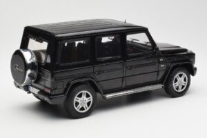 Mercedes G 500 W463 Черен Dealer Edition AUTOart 1:18 B66962143 Метал — снимка 3 от 8
