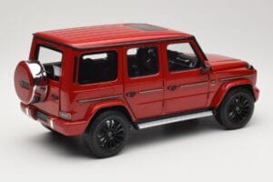 Mercedes G 500 W463 Червен Minichamps 1:18 110037101 Метал — снимка 3 от 8