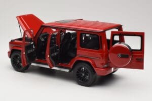 Mercedes G 500 W463 Червен Minichamps 1:18 110037101 Метал — снимка 5 от 8