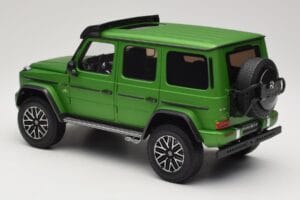 Mercedes G 63 AMG 4x4 Squared Green Hell Magno Almost Real 1:18 820821 Метал — снимка 7 от 8