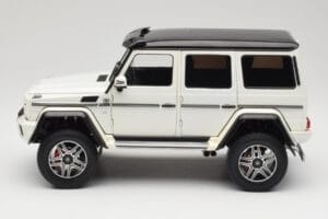 Mercedes G 63 AMG 4x4 Squared Polar White Almost Real 1:18 820203 Метал — снимка 4 от 8