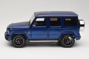 Mercedes G 63 AMG W463 Blue Metallic Minichamps 1:18 110037061 Метал — снимка 4 от 8