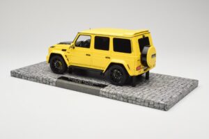 Mercedes Brabus 850 6.0 Widestar G63 W463 Electric Beam Yellow Minichamps 1:18 107032402 Метал — снимка 5 от 6