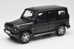 Mercedes G-Class G 500 W463 Smaragd Black Metallic AUTOart 1:18 76101 Метал