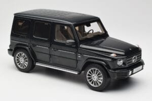 Mercedes G-Class G500 W463A Emerald Green Minichamps 1:18 B66960810 Метал — снимка 6 от 8