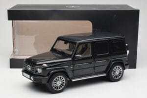 Mercedes G-Class G500 W463A Emerald Green Minichamps 1:18 B66960810 Метал — снимка 8 от 8