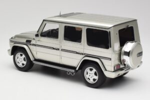 Mercedes G-Class G55 AMG W463 Iridium Сребрист Otto 1:18 OT1126 Смола — снимка 5 от 6