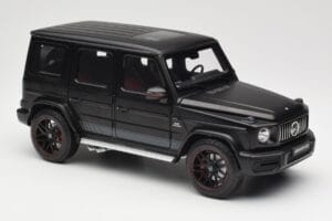 Mercedes G-Class G63 AMG W463A Matt Black Minichamps 1:18 110037064 Метал — снимка 6 от 8