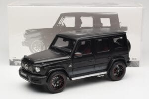 Mercedes G-Class G63 AMG W463A Matt Black Minichamps 1:18 110037064 Метал — снимка 8 от 8