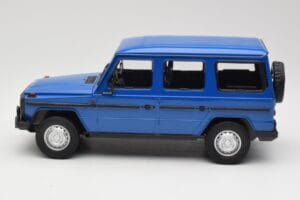 Mercedes G-Class W460 LWB Тъмносин Minichamps 1:18 155038100 Метал — снимка 3 от 6