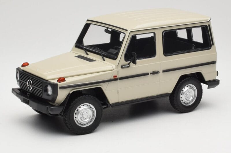 Mercedes G-Class W460 SWB Grey Metallic Minichamps 1:18 155038004 Метал